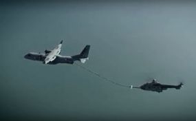 Air to Air Refueling met Airbus Helicopters H225M Caracal Air to Air Refueling met Airbus Helicopters H225M Caracal