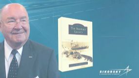 Geschiedenis: Sergei Sikorsky bezoekt Sikorsky stand op de Heli-Expo Geschiedenis: Sergei Sikorsky bezoekt Sikorsky stand op de Heli-Expo