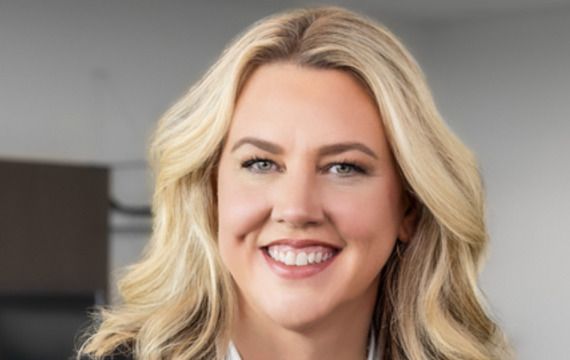 Textron benoemd Bell CEO Atherton tot president en CEO van Textron Group 